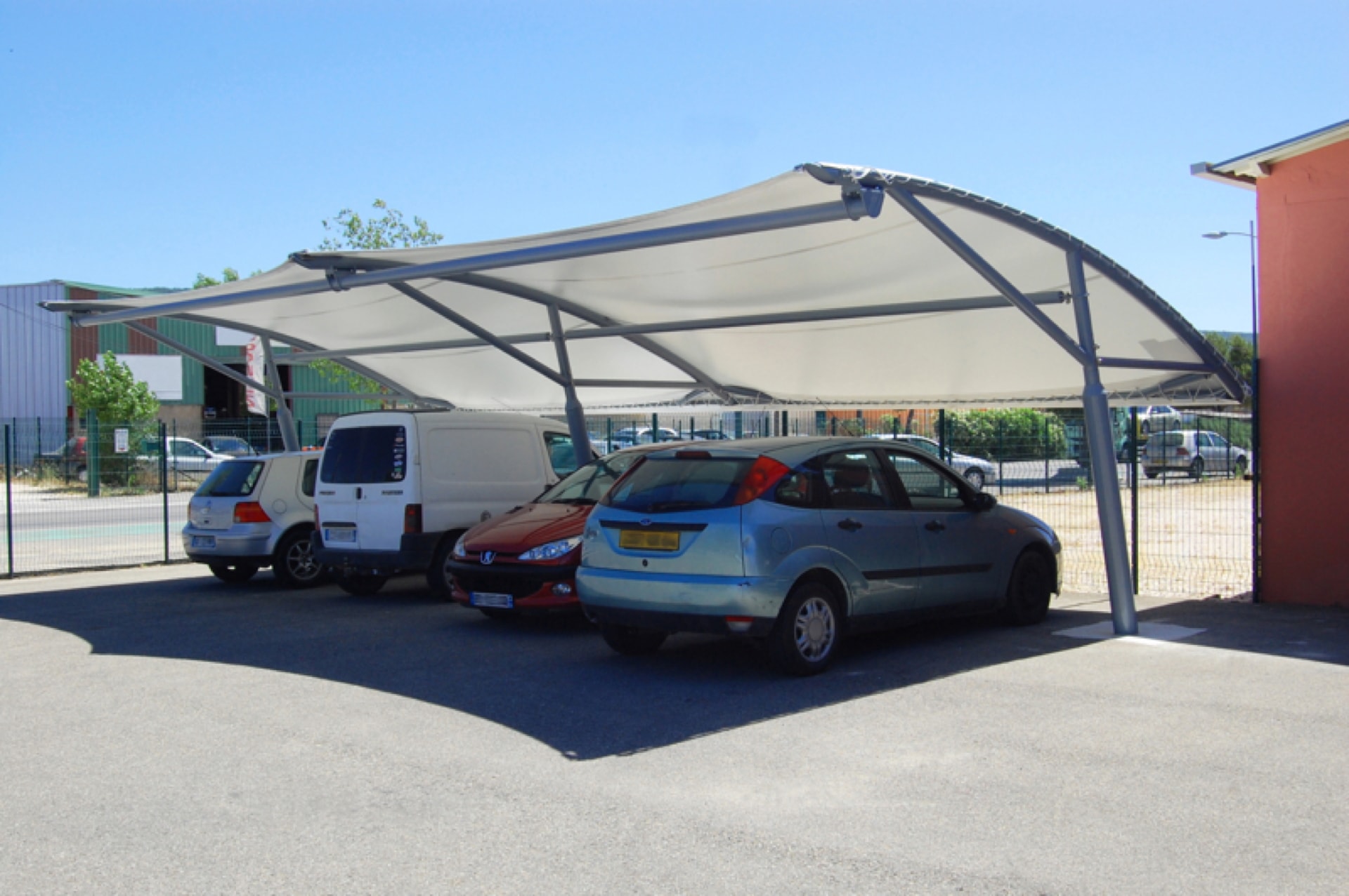 Surface ombragée: 50m2, Textile: STAM 6002, Lieu: Vaucluse