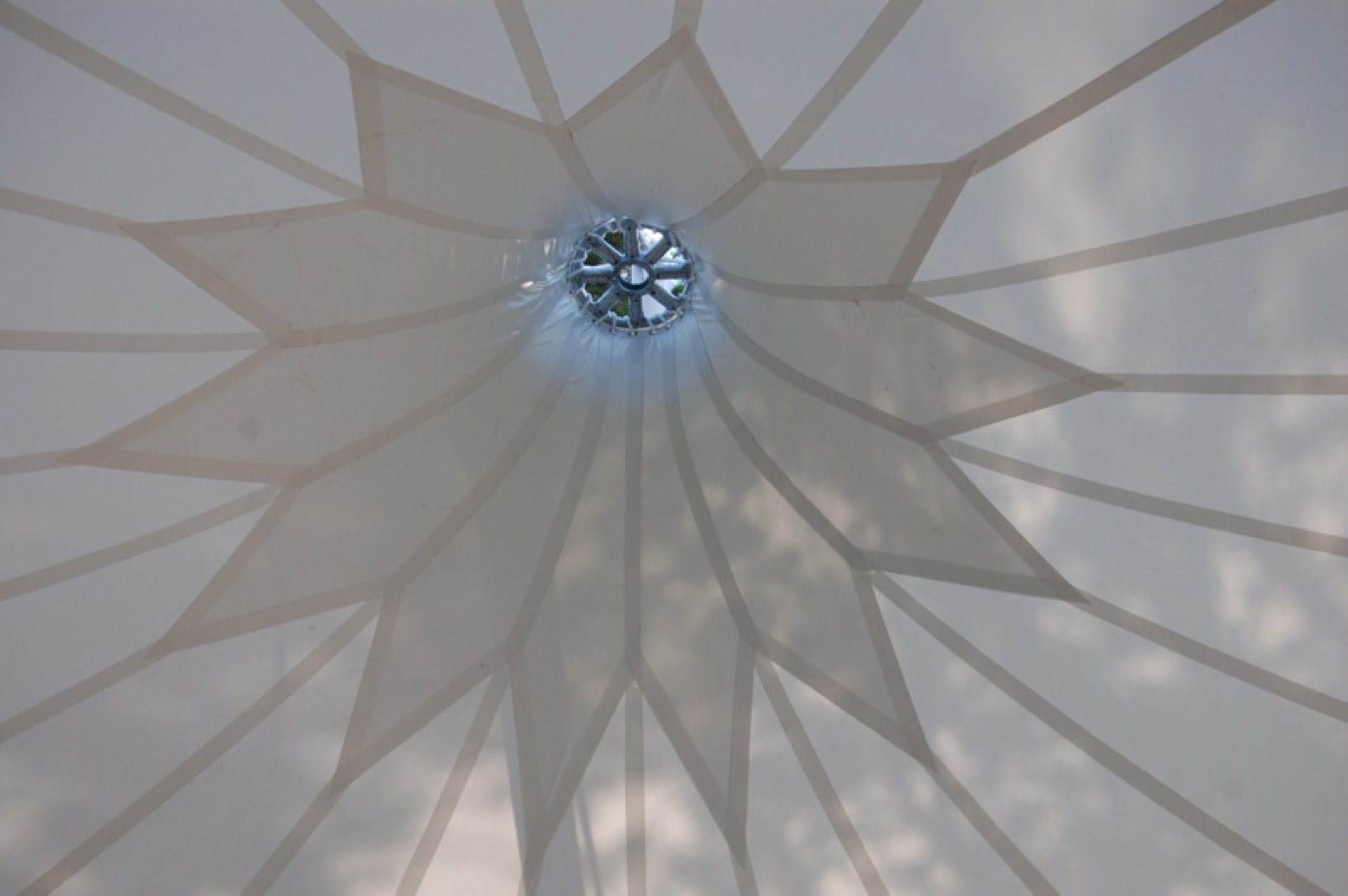 Surface ombragée: 200m2, Textile: STAM 6002, Lieu: Vaucluse