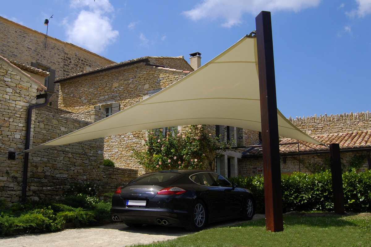 Surface ombragée: 30m2, Textile: STAM 6002, Lieu: Vaucluse