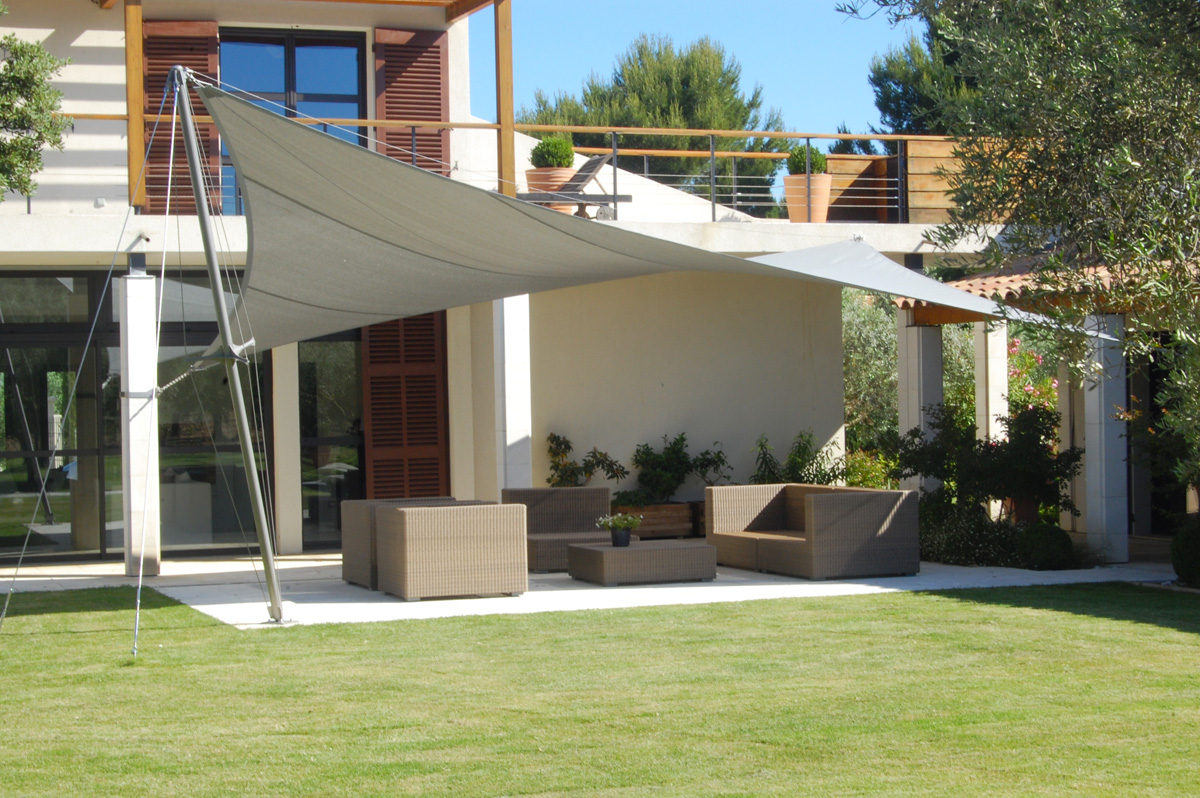 Surface ombragée: 29m2, Textile: HDPE, Lieu: France