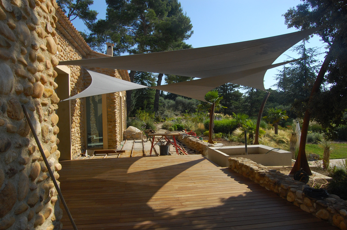 Surface ombragée: 41m2, Textile: HDPE, Lieu: France